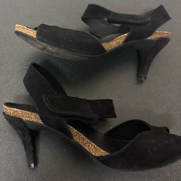 Pedro Garcia Willow Low Heel Sandal in Black Suede Leather Size 37 7 Classic - Picture 5 of 13